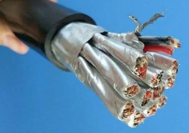 電線電纜產品制造的工藝特性是什么.jpg 電線電纜產品制造的工藝特性是什么.jpg